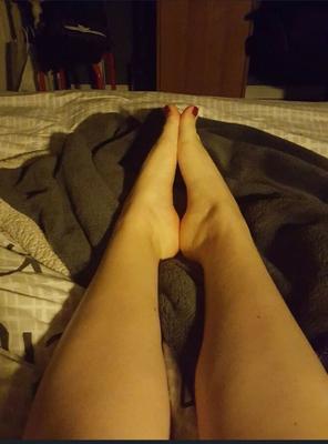 Elise feet gallery