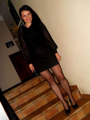 Awesome Polish girl who loves pantyhose