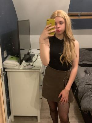 Amy - femboy mignon et excité