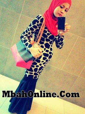 Maman Jilbab Hamil