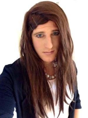 Crossdresser adolescente - selfies