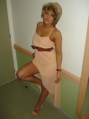 SEXY DEUTSCHE JUGENDLICHE LUDMILLA