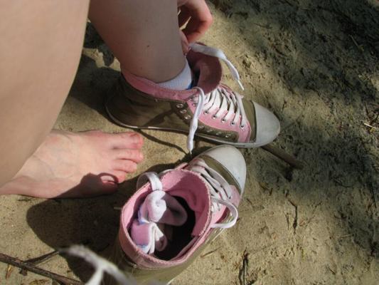 Juste mes pieds, mes chaussettes et mes chaussures