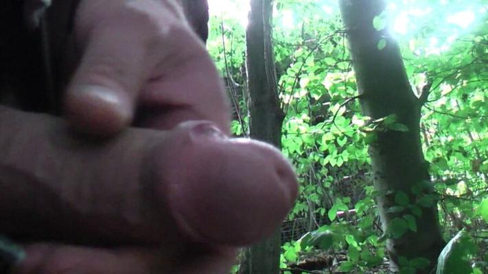 wank in the woods