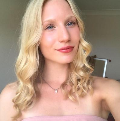 Pollyanna, blondes Fickspielzeug