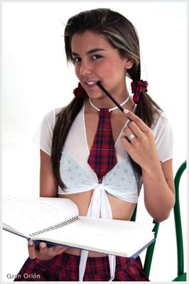 Gran Orión - Lina - Schoolgirl