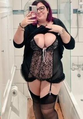 Rosa Sexy UK FAT MILF Slut