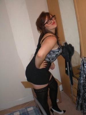 Busty chav slut is fucking her uncle and cousins. harsh ments