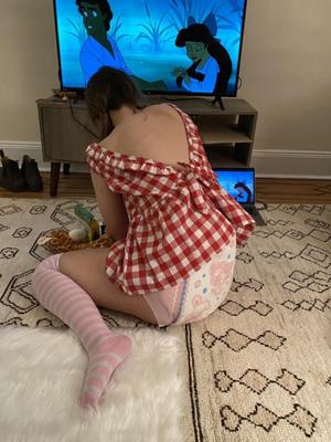 Diaper girl Viktoria