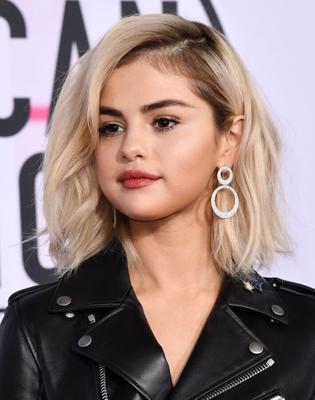 Selena wird blond! 