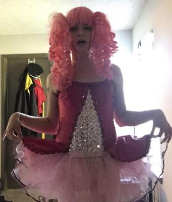 Sissy maricón tessa