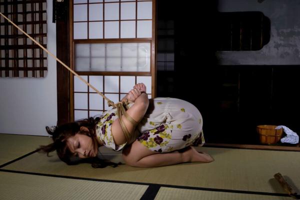 Barefoot Japanese Bondage