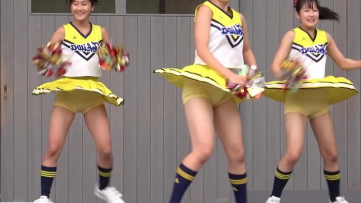 Baseball-Cheerleader der Tokiwa High School