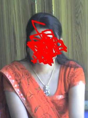 Bhabhi, une MILF indienne aux seins laiteux