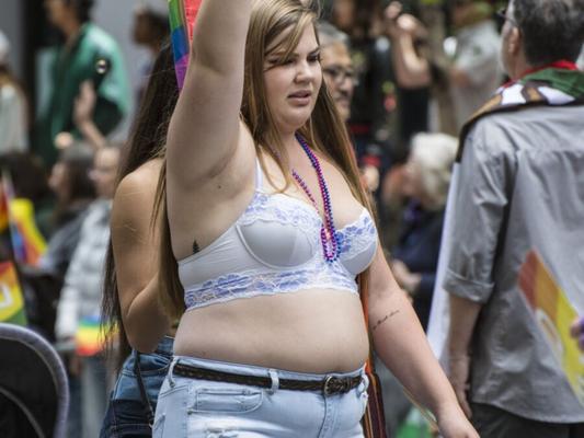 Sexy mollige Frauen 324 (Beauties on Pride Parade BBW)