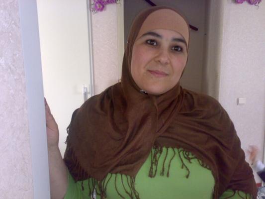 arab hijab mother