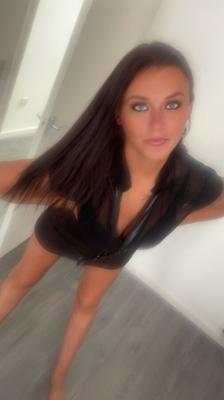 Britische britische Stoke On Trent prollige MILF-Escort-Prostituierte Jodie