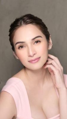 Jennylyn Mercado se da un baño wasian