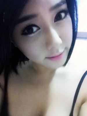 Pretty Faced Korean Cumtarget