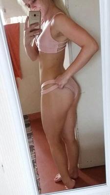 Fitness chav teen shows off her hard work