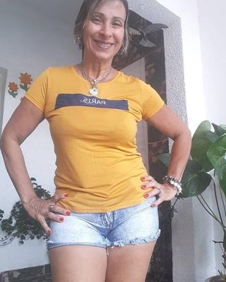 Ana Lúcia buceta apertada MILF