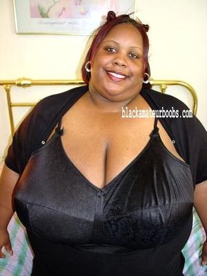 BLACK BBW