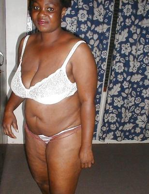 Negra madura bbw mostrando