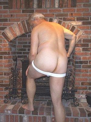 Grandpa&#;s skinny butt is a hit with his family