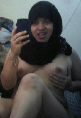 Busty Indo Malay Hijab Mix II