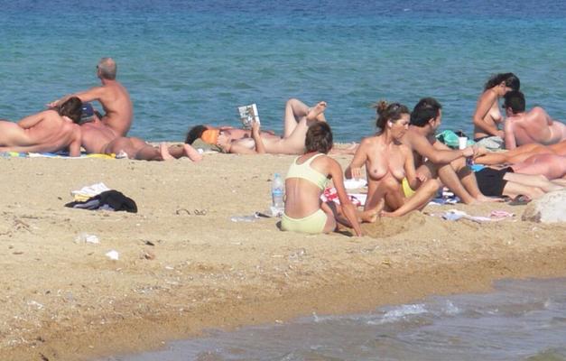 Voyeur Beach Nudism