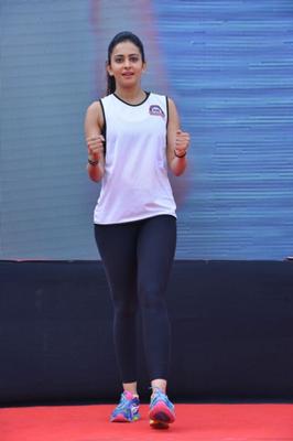 rakul preet the fitness trainer