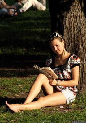 Two Russian cuties under a tree NN