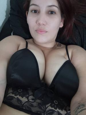 Otra MILF latina desesperada