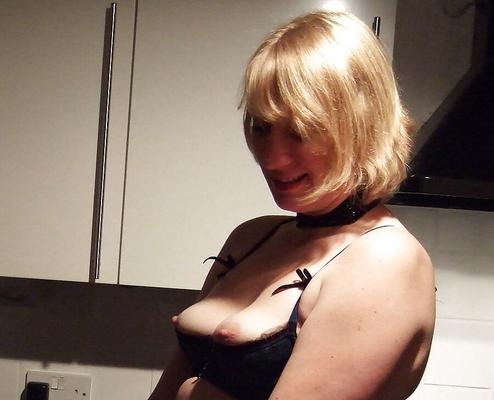 Catherine Blonde MILF britannique