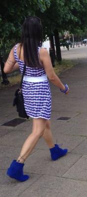 Asian chav TEEN BIMBO flaunts her nice slutty body! [UK Candid]