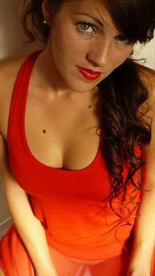 Ludmila – Rotes Baby