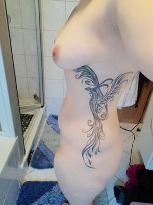 .. German Tattooed Selfie Girl Private Leaked Mirror Nud