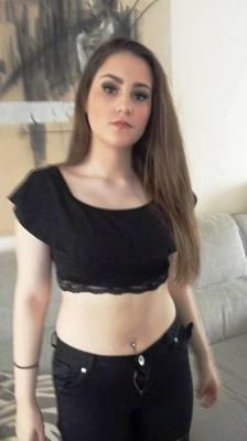 Teen slut Lauren - please ment