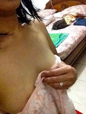 Random nude and non nude of asian wife