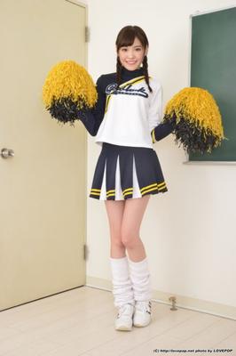 Arina Hashimoto – freche Cheerleaderin nach der Schule