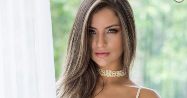 Bombasse latine : Beatriz Aguiar