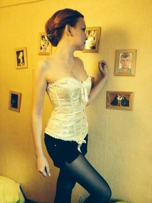 Julia, vraie femme sexuelle russe