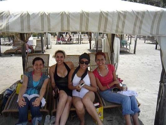 SUSANA UND SUS AMIGAS AM PLAYA MEXIKO