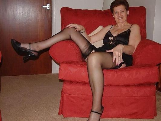 Sally UK GILF