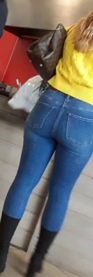 Voyeur francês creepshot jeans apertados