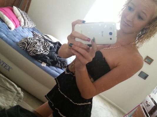 Young Blonde American MILF