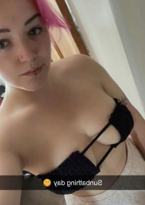 UK teasing cleavage sluts