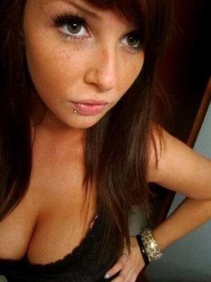 reina de las selfies de grandes tetas