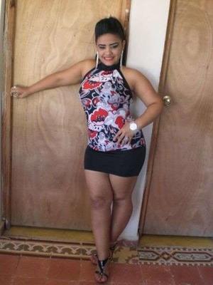 DELICIOSA CHICA LATINA CURVY