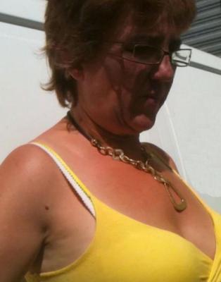 salope ugly gros seins